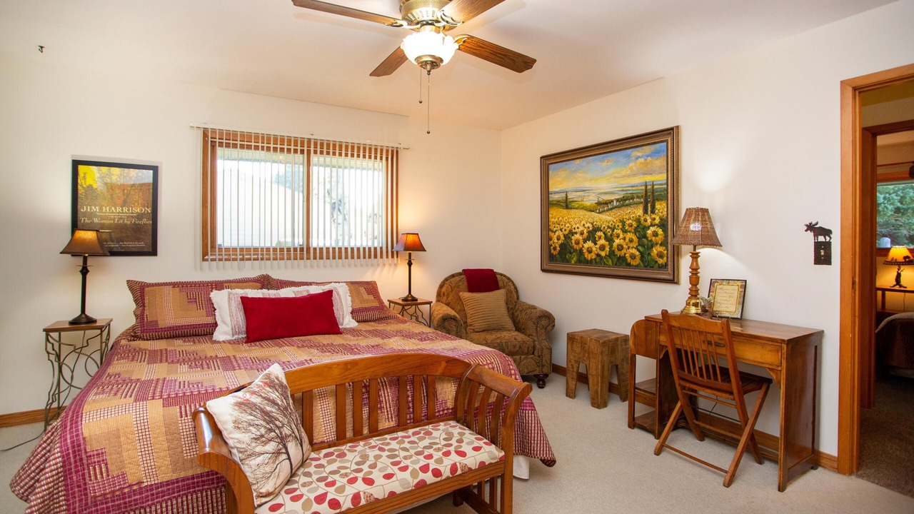 Photo of Bedroom in Grand Marais