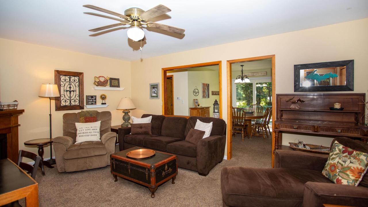 Photo of Livingroom in Grand Marais