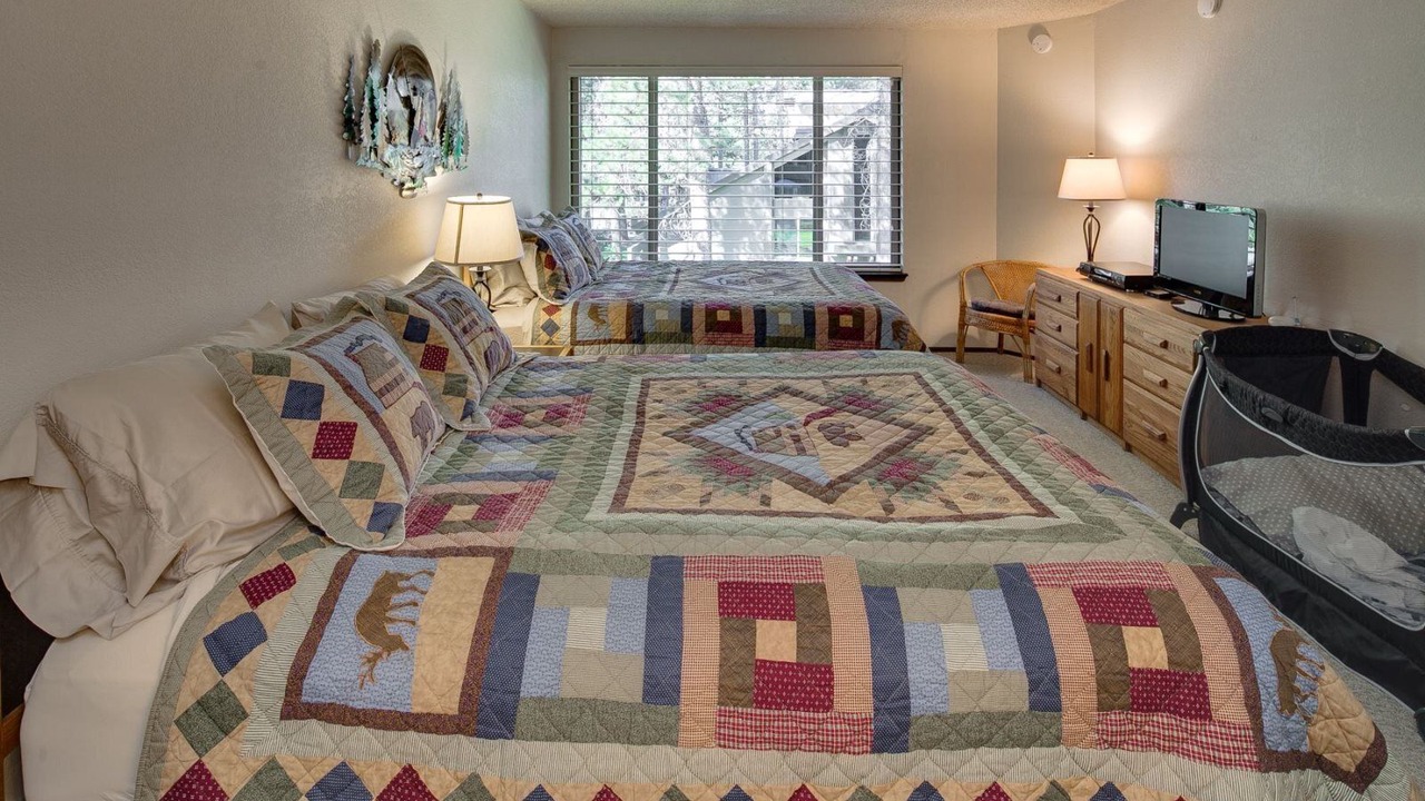 Photo of Bedroom in Tennis Village