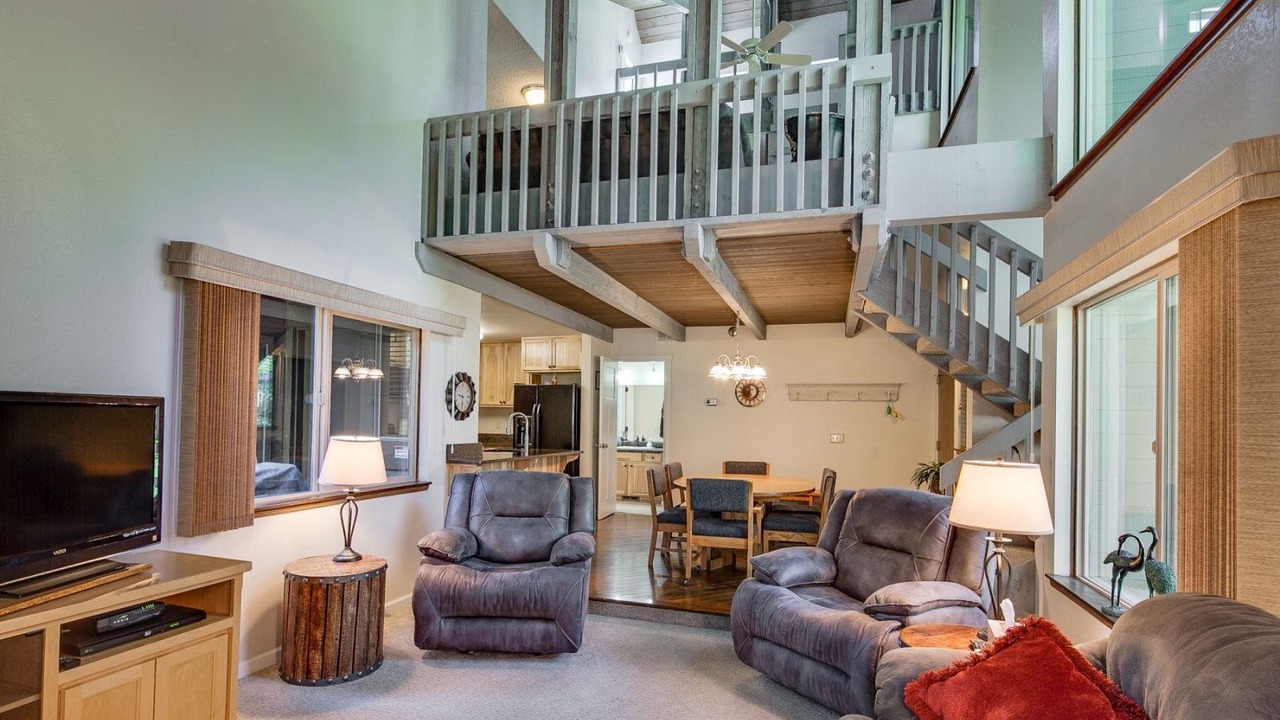Photo of Livingroom in Tennis Village