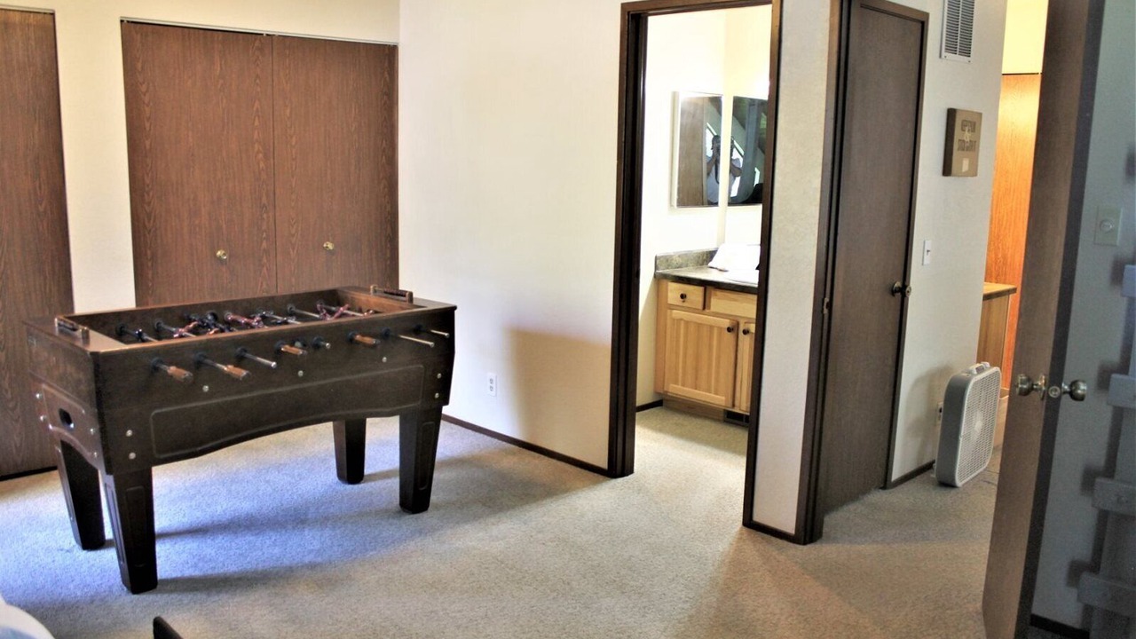Photo of Bedroom in Tennis Village