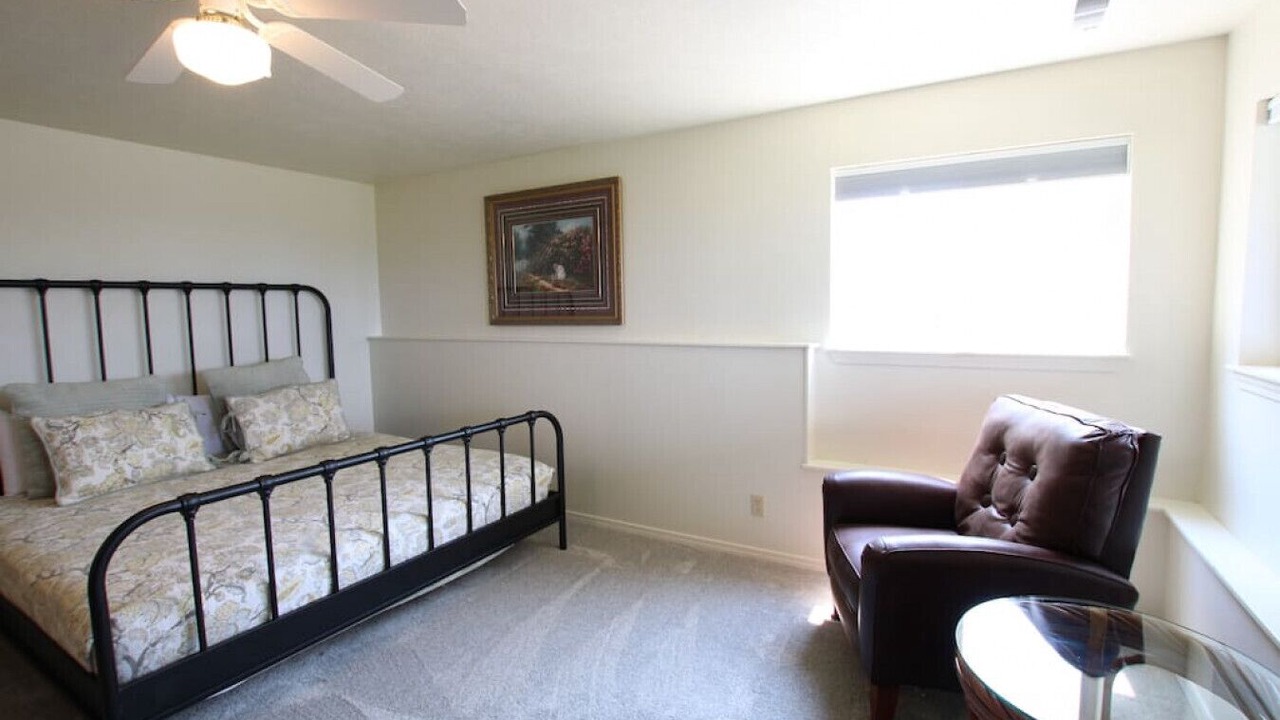 Photo of Bedroom in Cascade
