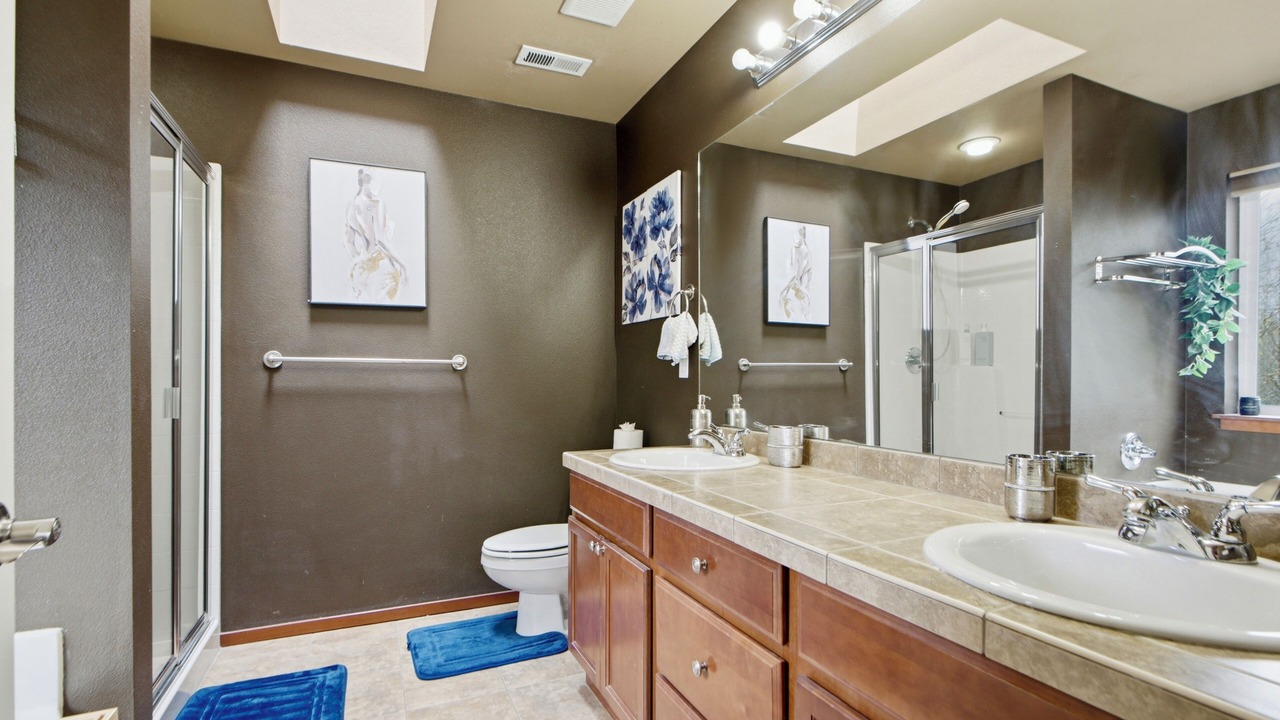 Photo of Bathroom in Mill Creek
