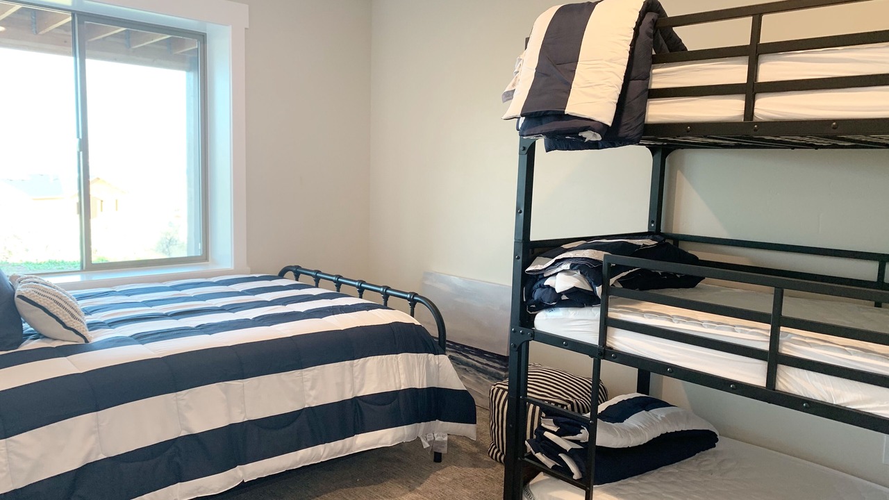 Photo of Bedroom in Sweetwater