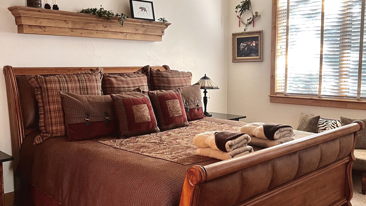 Photo of Bedroom in Victor