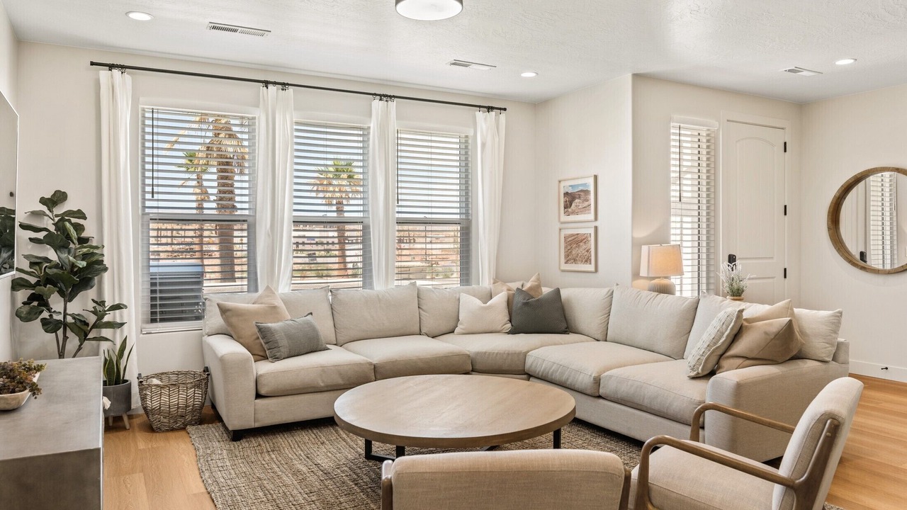 Photo of Livingroom in St. George