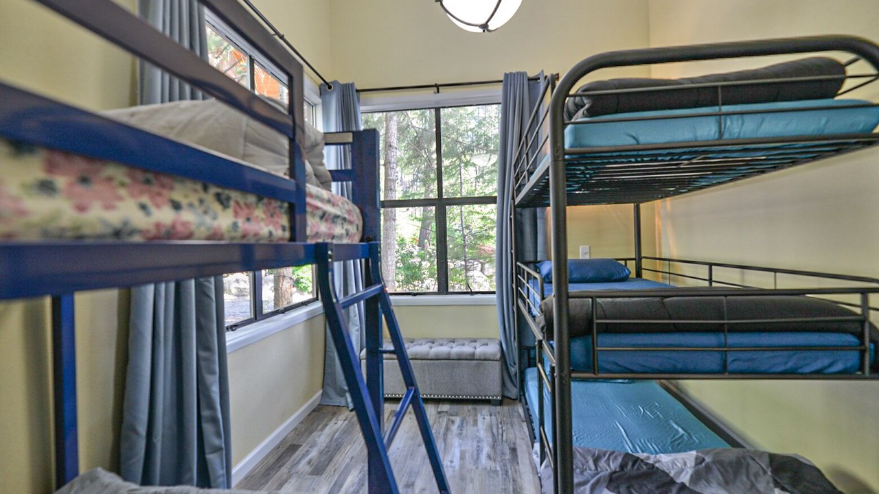 Photo of Bedroom in Newport