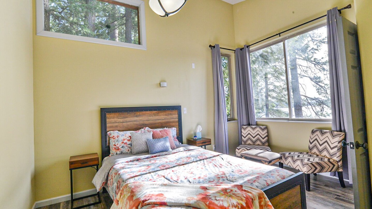 Photo of Bedroom in Newport