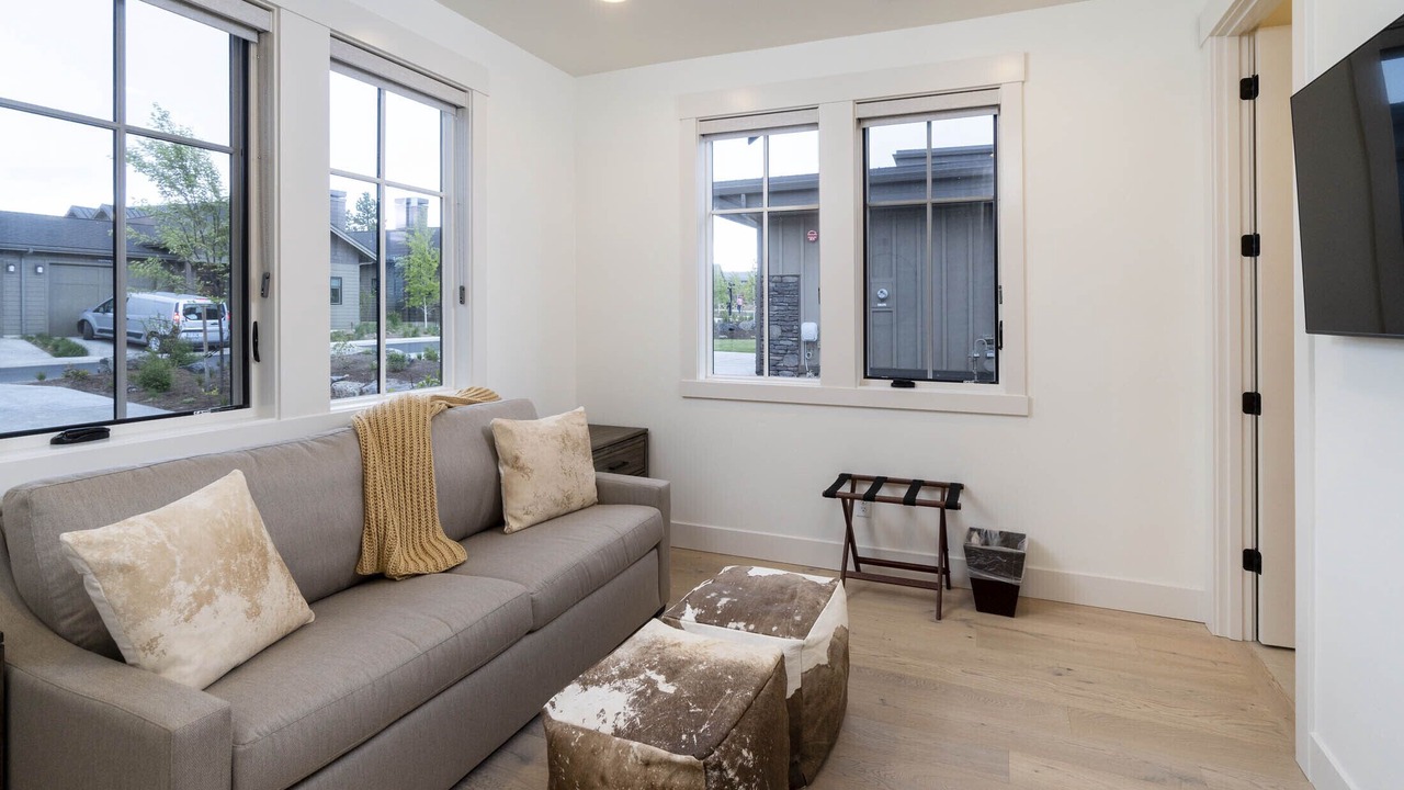 Photo of Livingroom in Bend