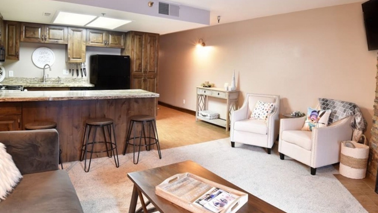 Photo of Livingroom in North Park City