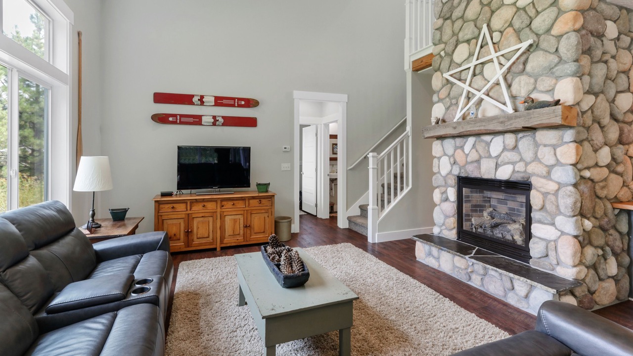 Photo of Livingroom in Sagle