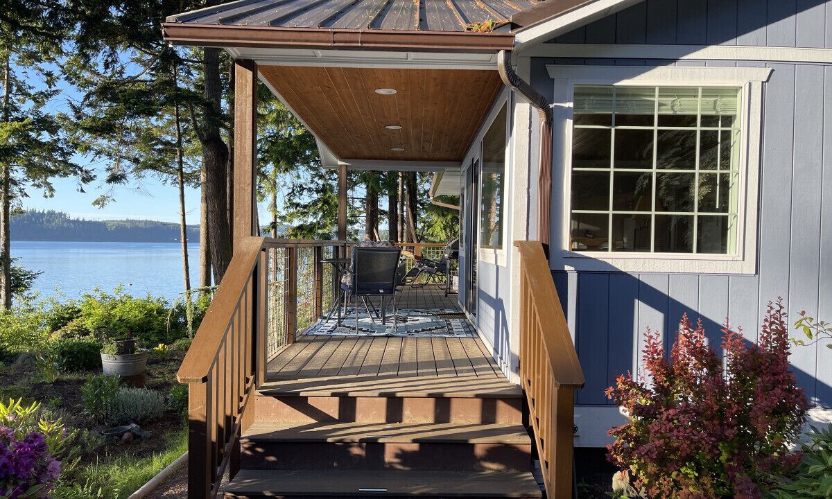Photo of Patio Balcony in Port Ludlow