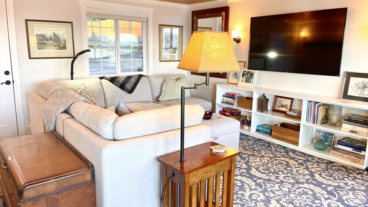 Photo of Livingroom in Port Ludlow