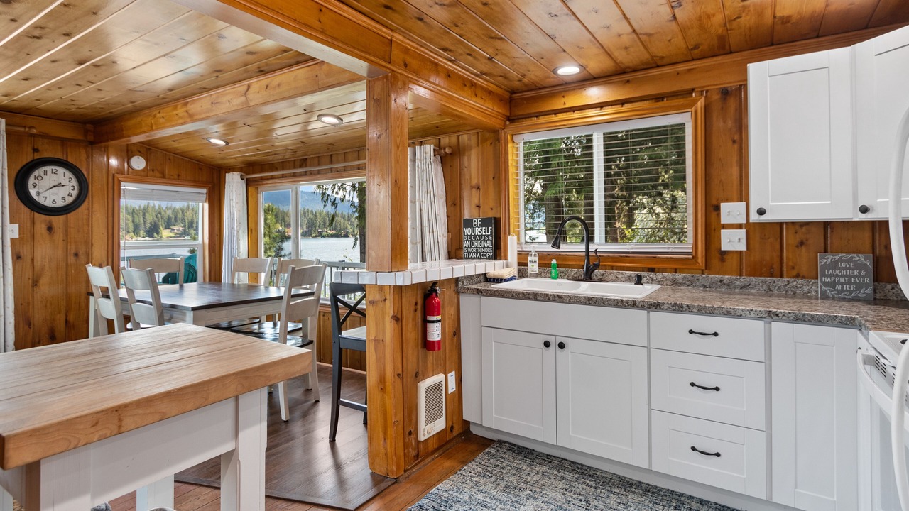 Photo of Kitchen in Hayden Lake