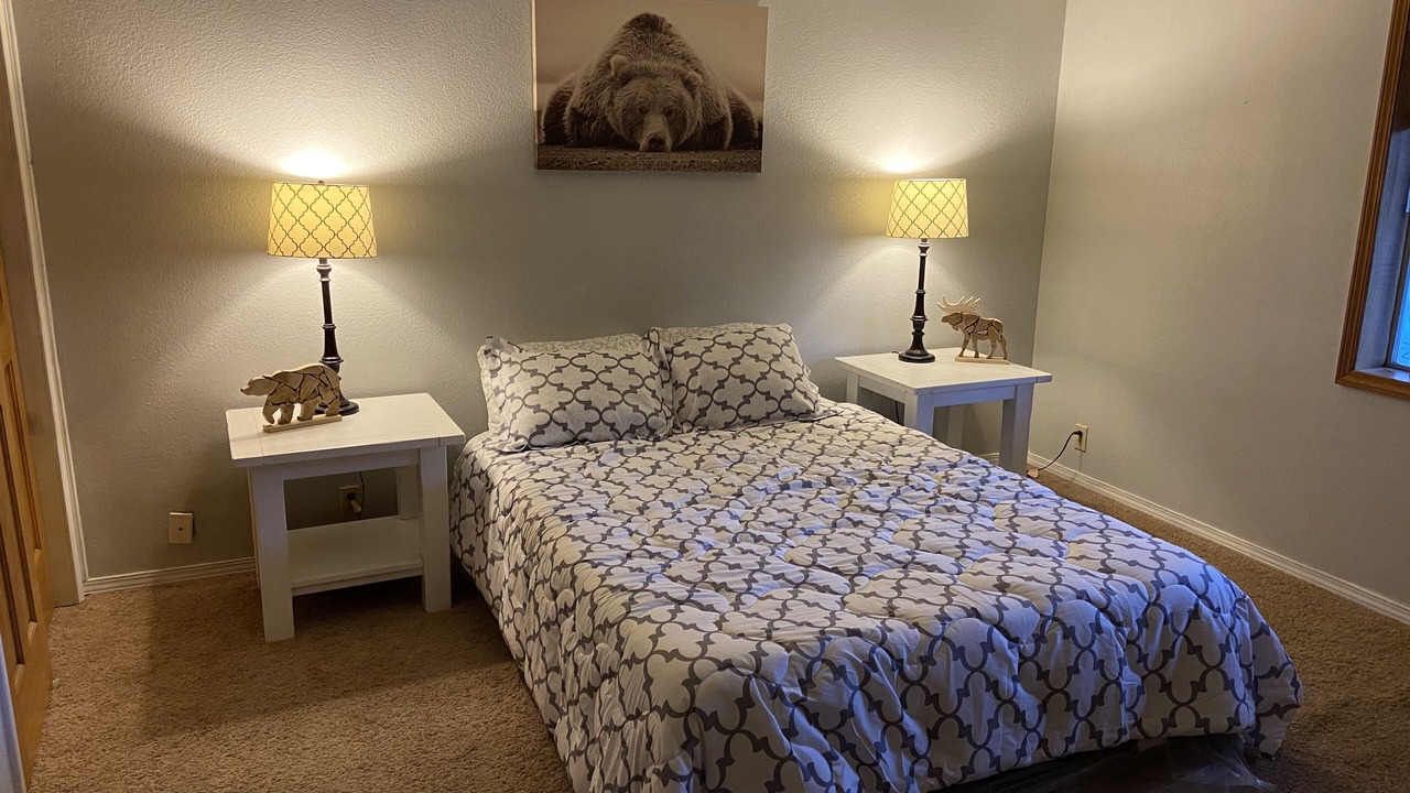 Photo of Bedroom in Cascade