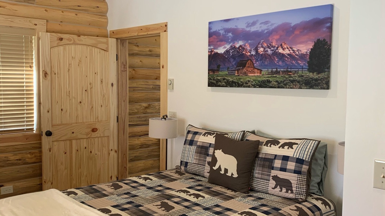 Photo of Bedroom in Victor
