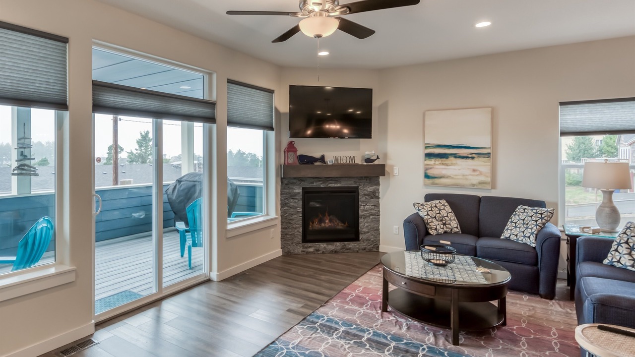 Photo of Livingroom in Depoe Bay