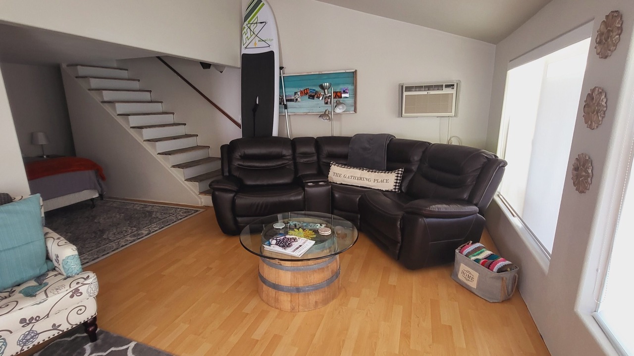 Photo of Livingroom in Loon Lake
