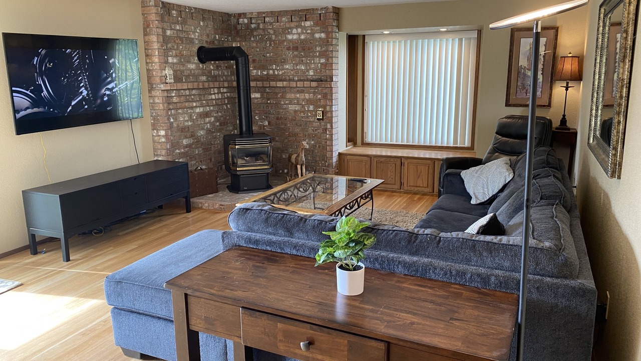 Photo of Livingroom in Enumclaw