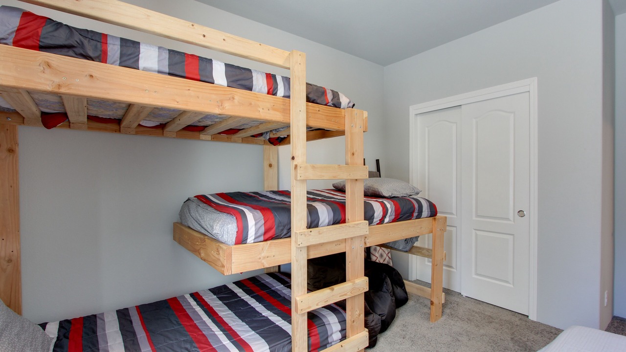 Photo of Bedroom in La Pine