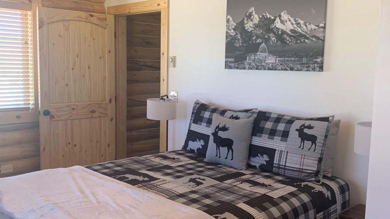 Photo of Bedroom in Victor