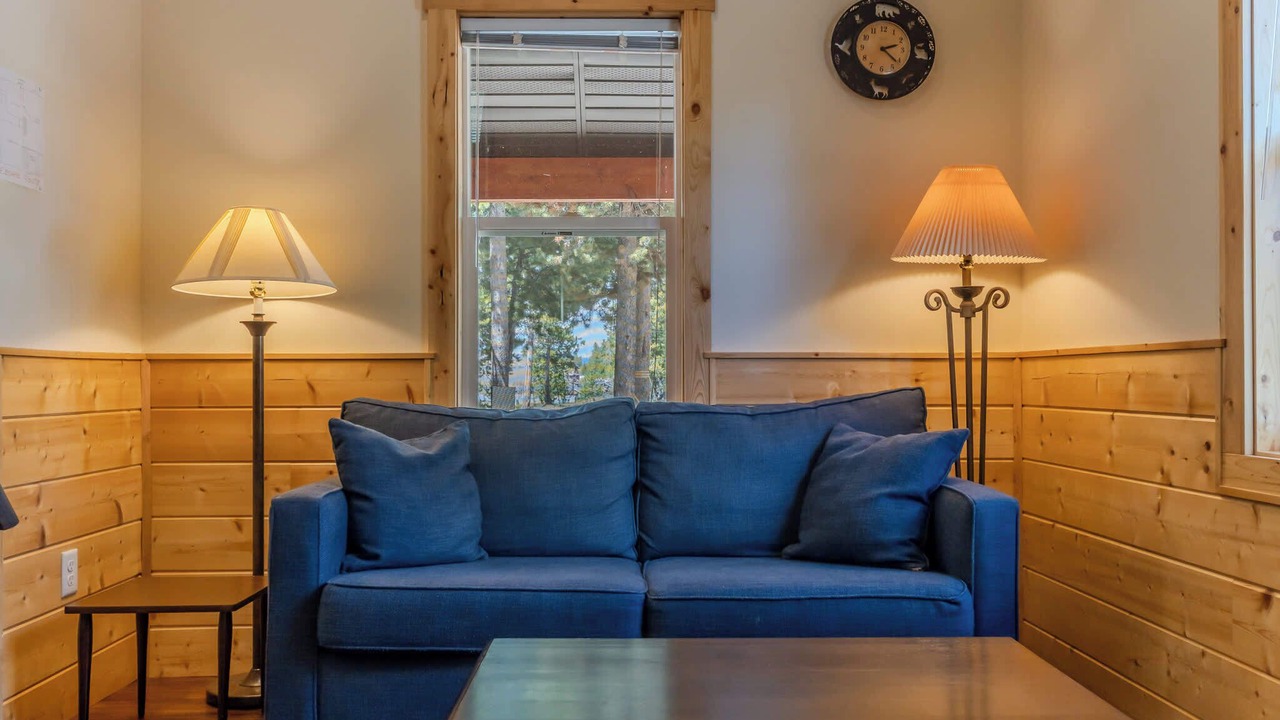 Photo of Livingroom in West Yellowstone