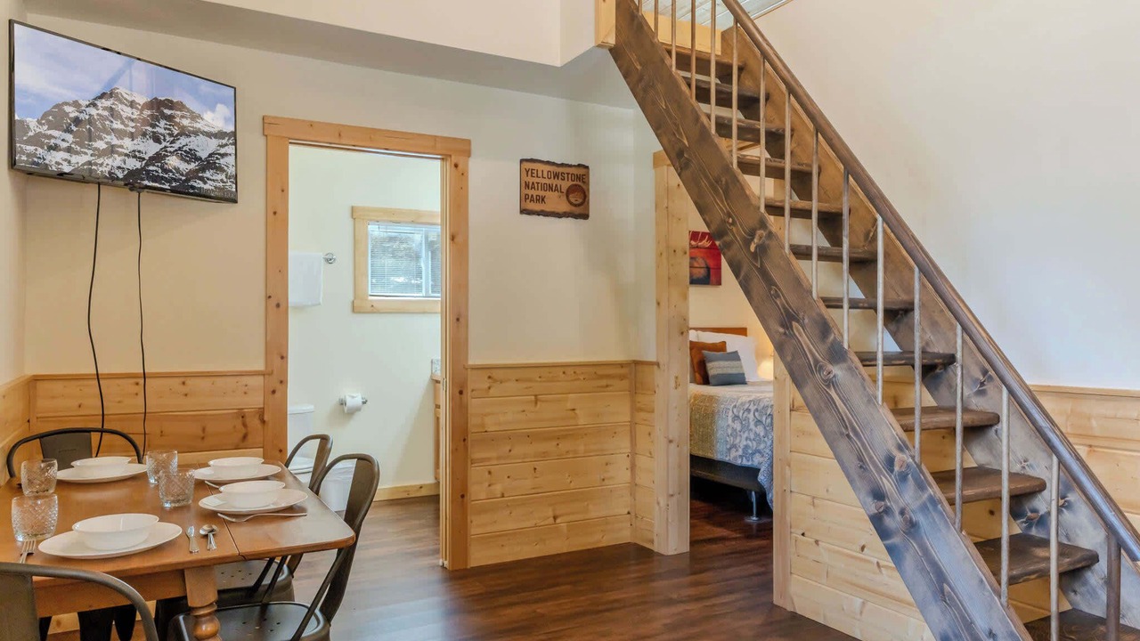 Photo of Livingroom in West Yellowstone