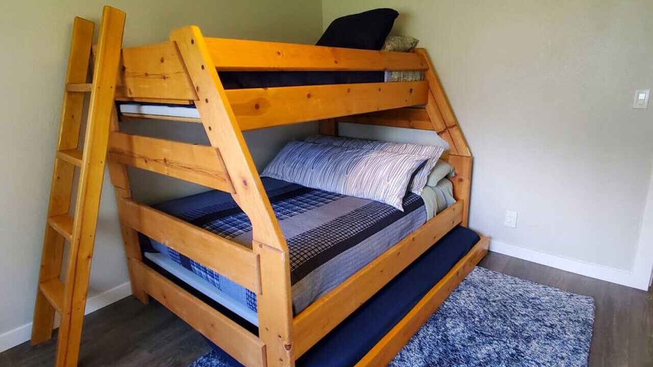 Photo of Bedroom in Cascade