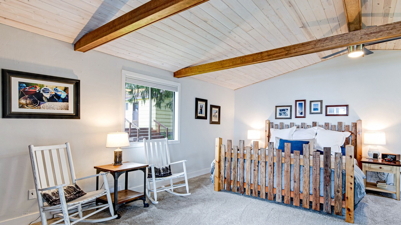 Photo of Bedroom in Langley