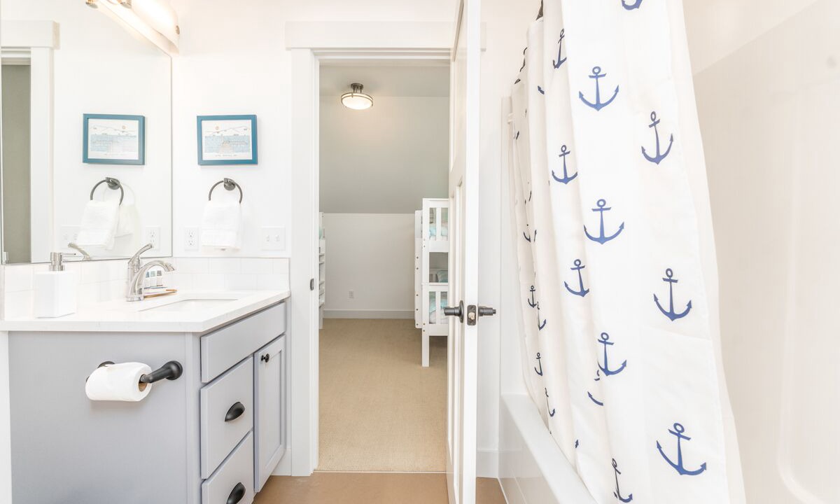 Photo of Bathroom in Chelan