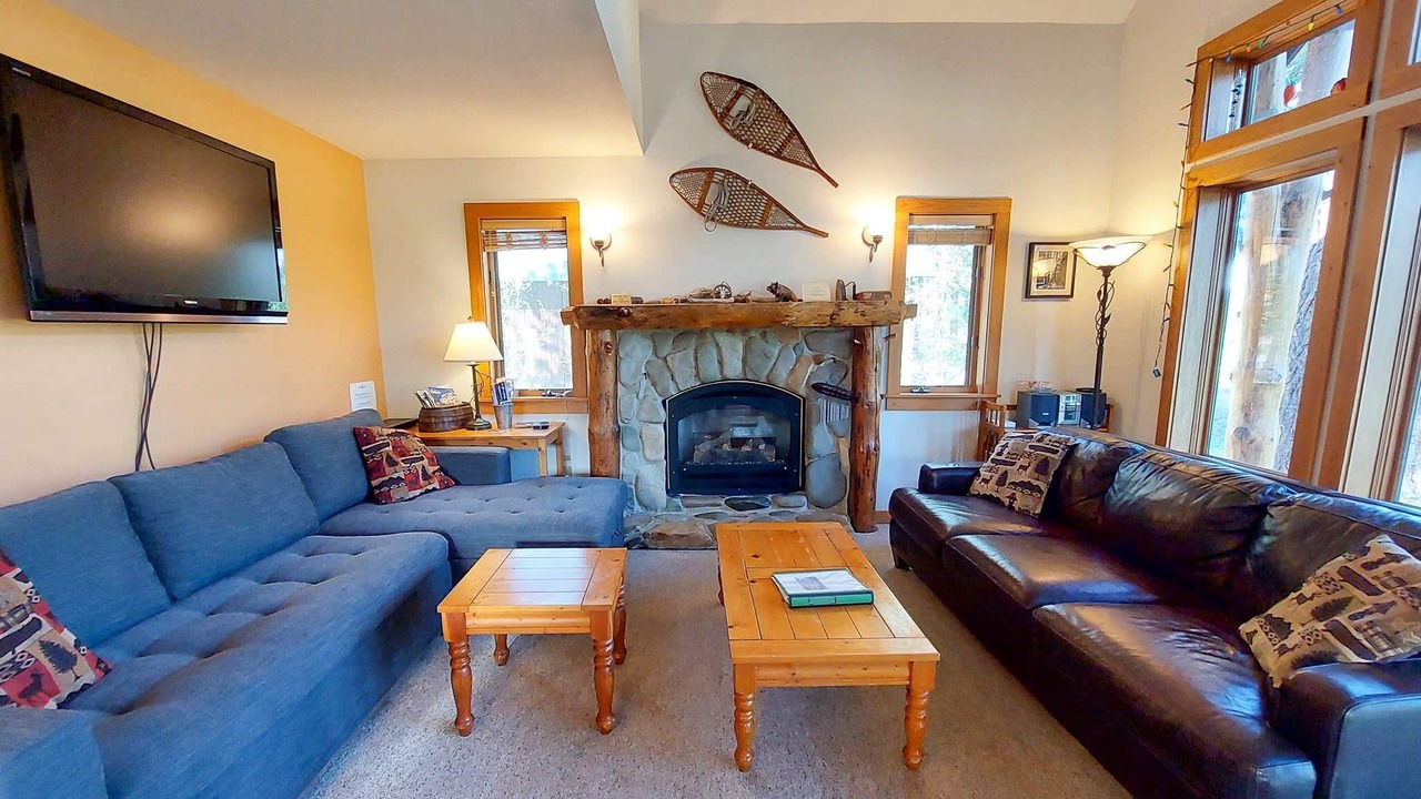 Photo of Livingroom in Mazama