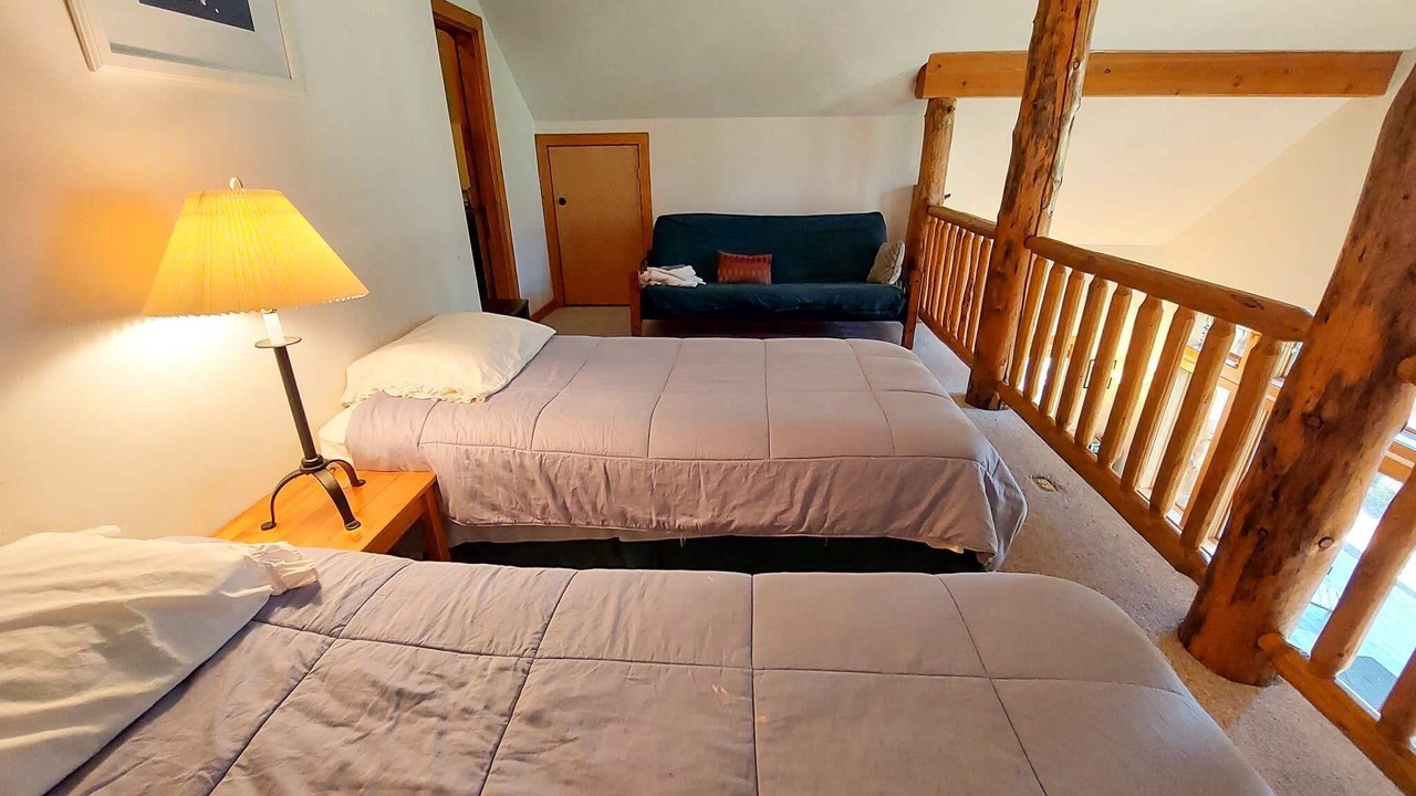 Photo of Bedroom in Mazama
