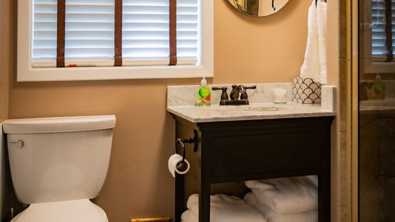 Photo of Bathroom in Manito