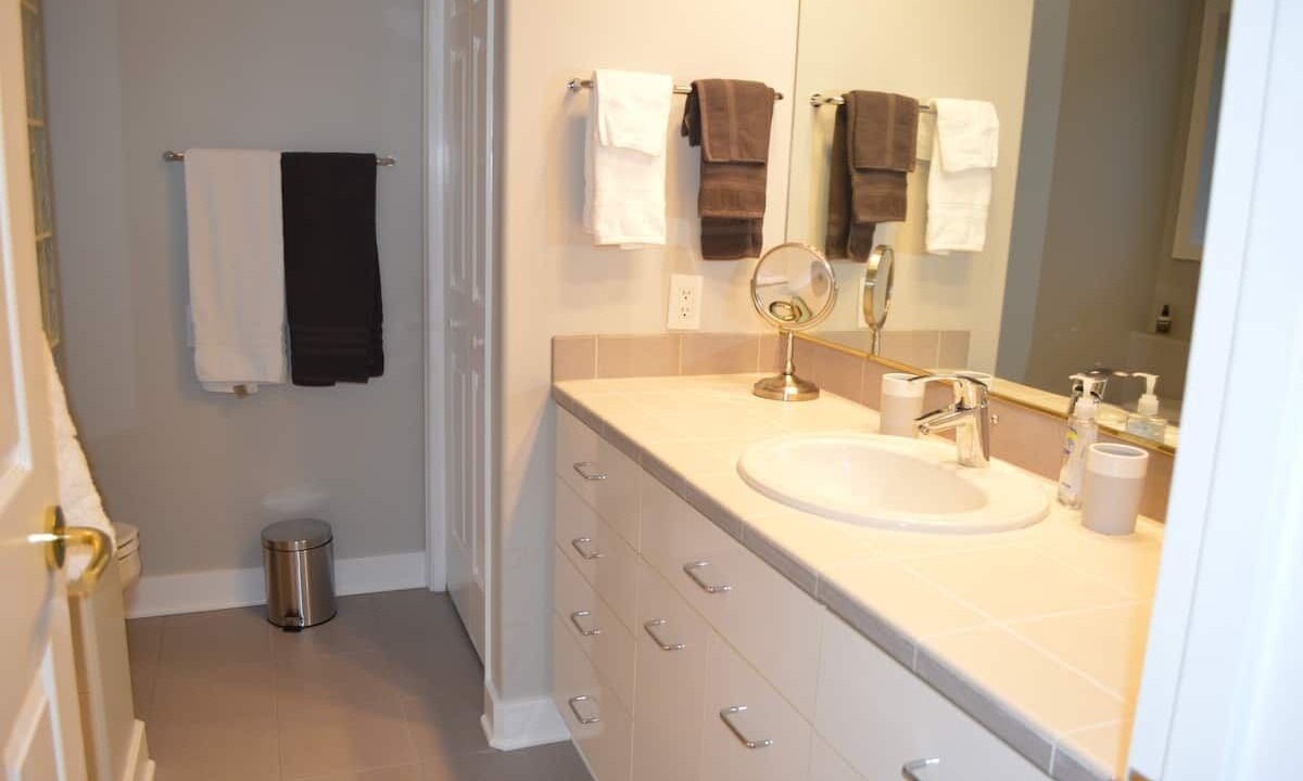 Photo of Bathroom in North Beach/Blue Ridge