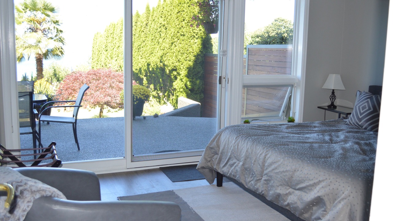 Photo of Bedroom in North Beach/Blue Ridge
