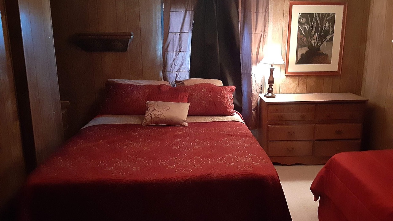 Photo of Bedroom in Henrieville