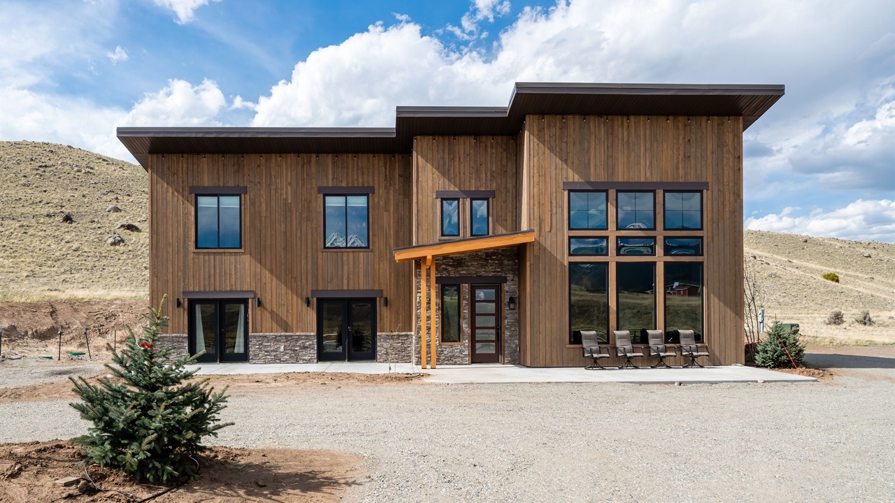 Photo of Outdoor in Emigrant