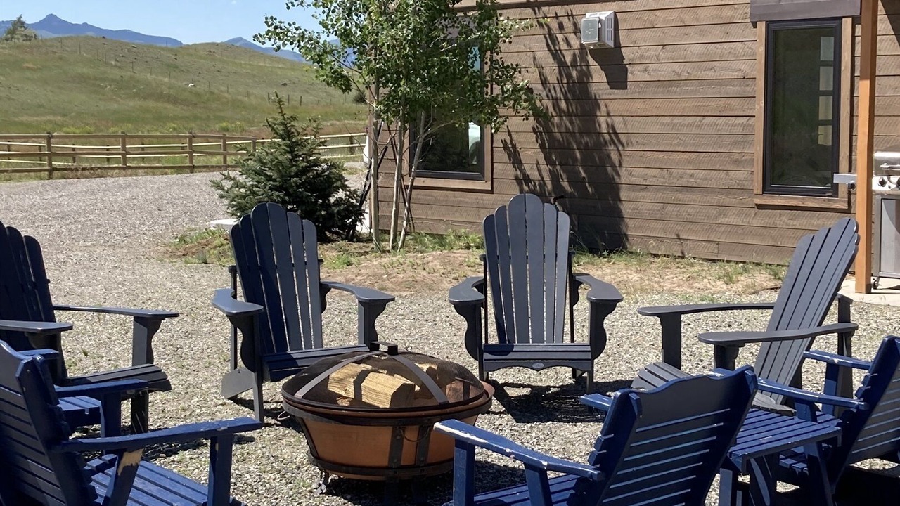 Photo of Outdoor in Emigrant