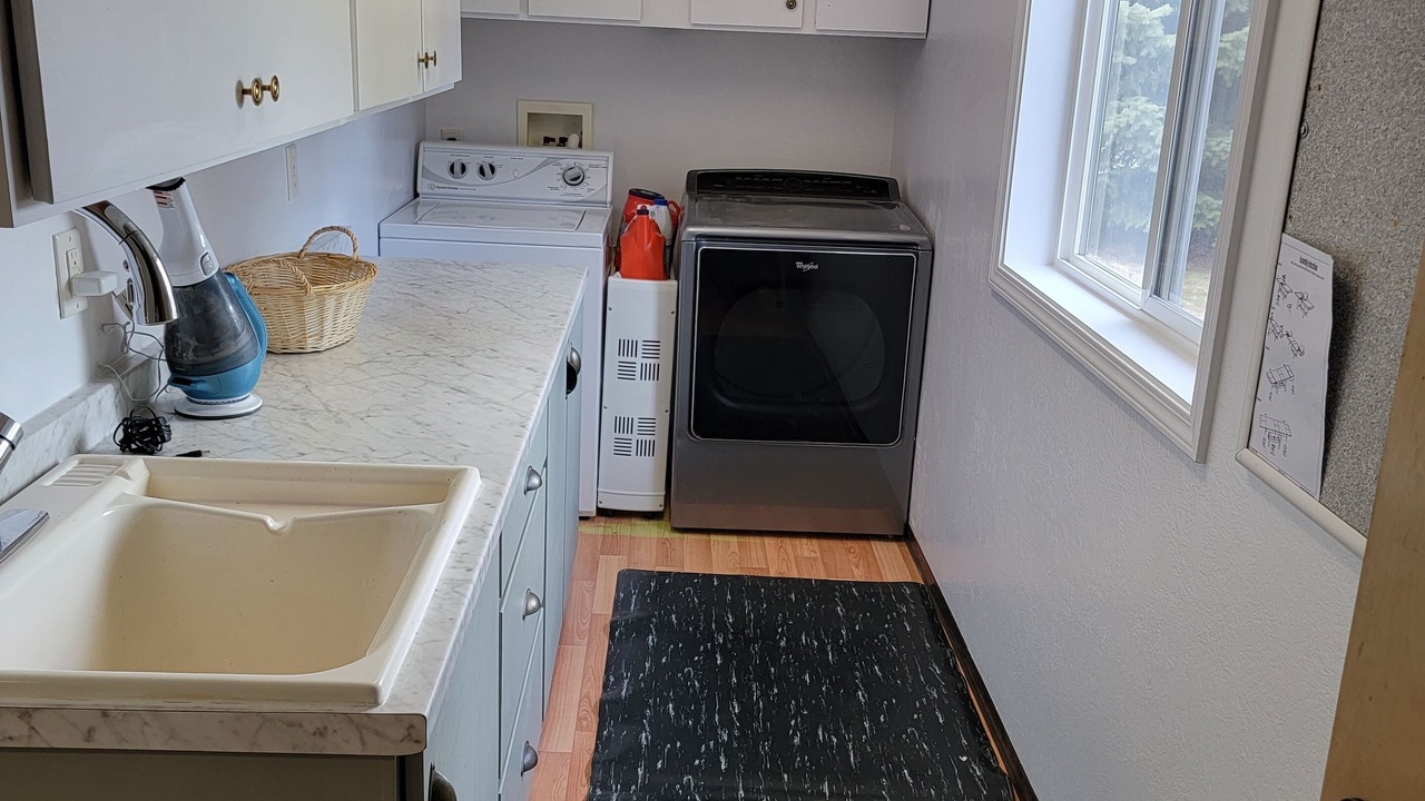 Photo of Kitchen in Victor