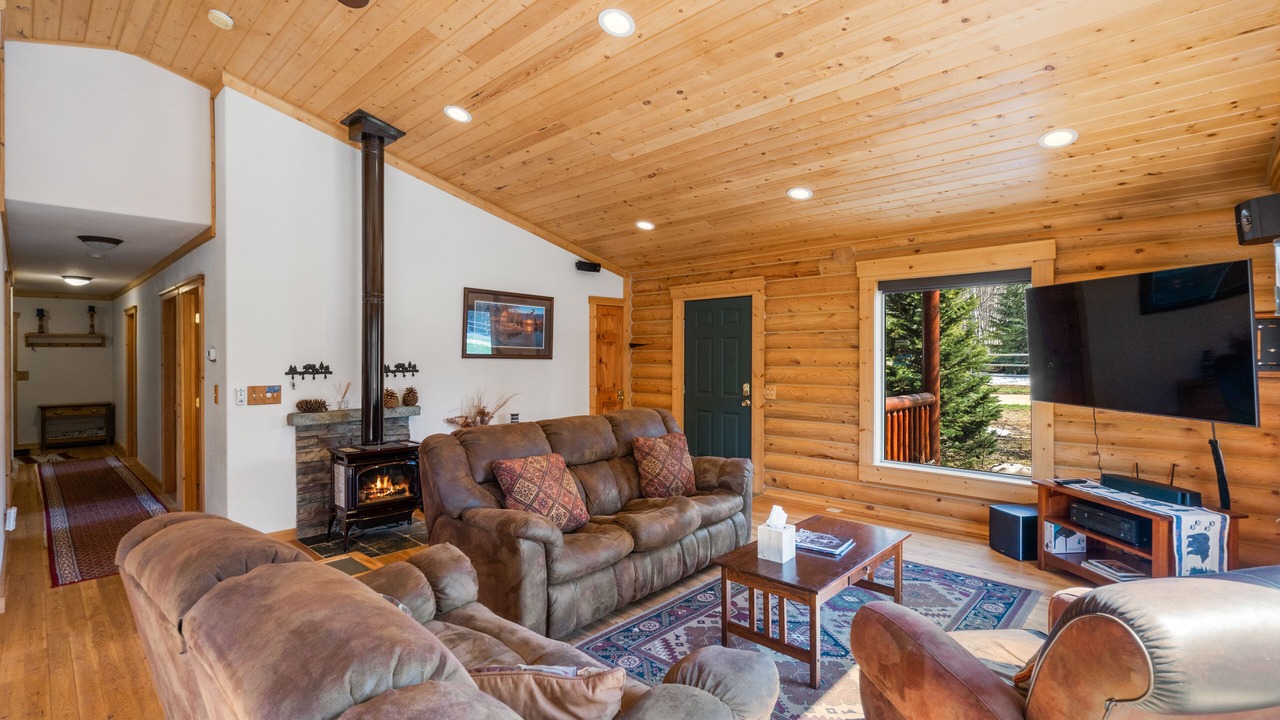 Photo of Bedroom in Lazy Acres