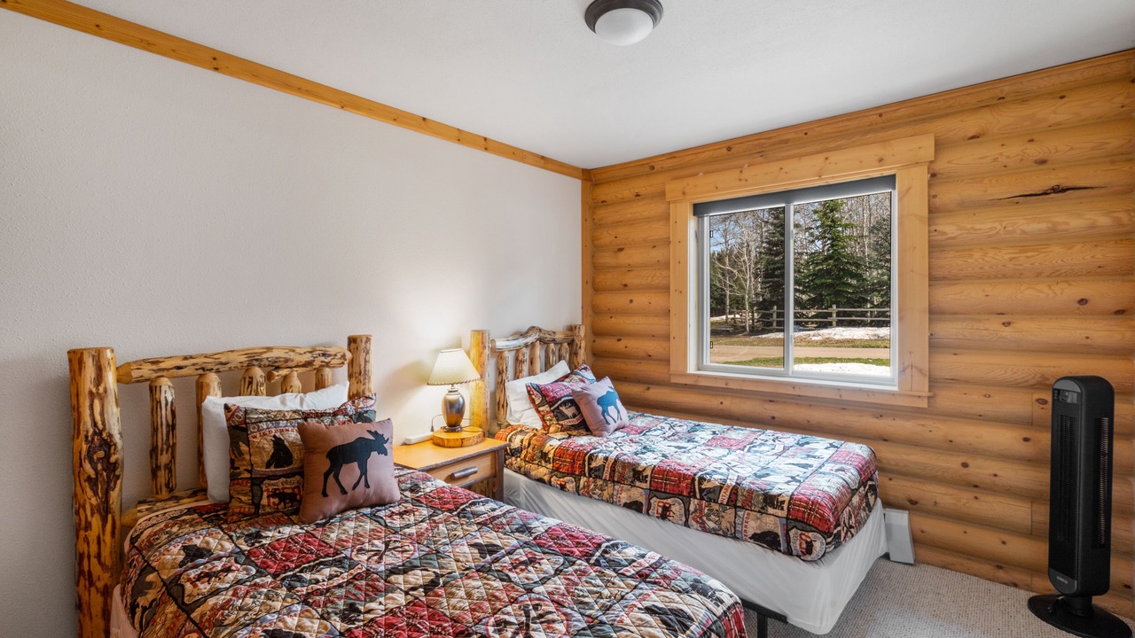 Photo of Bedroom in Lazy Acres
