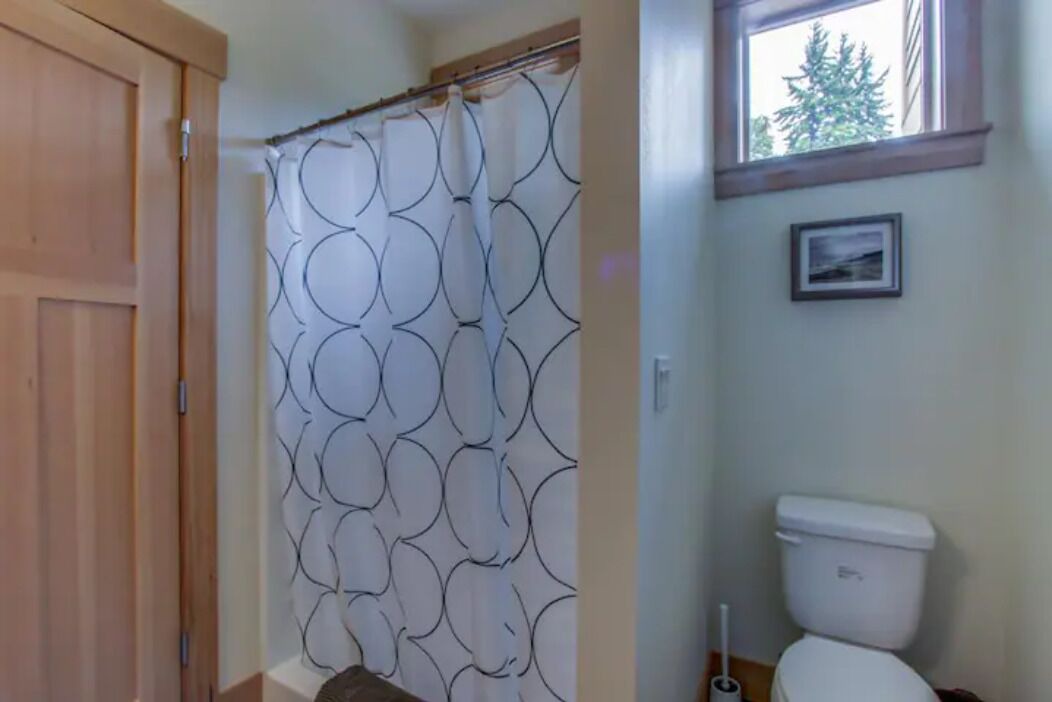 Photo of Bathroom in White Salmon