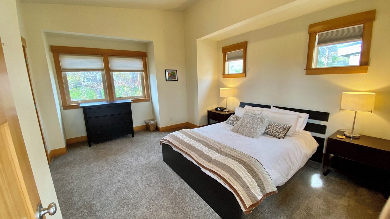 Photo of Bedroom in White Salmon