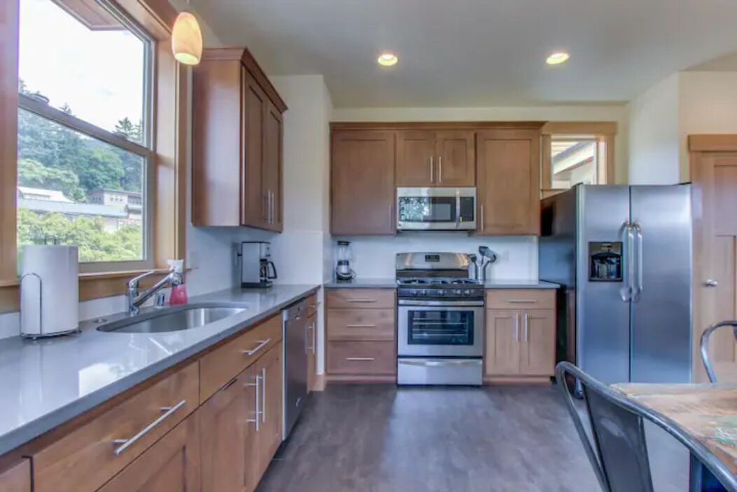 Photo of Kitchen in White Salmon