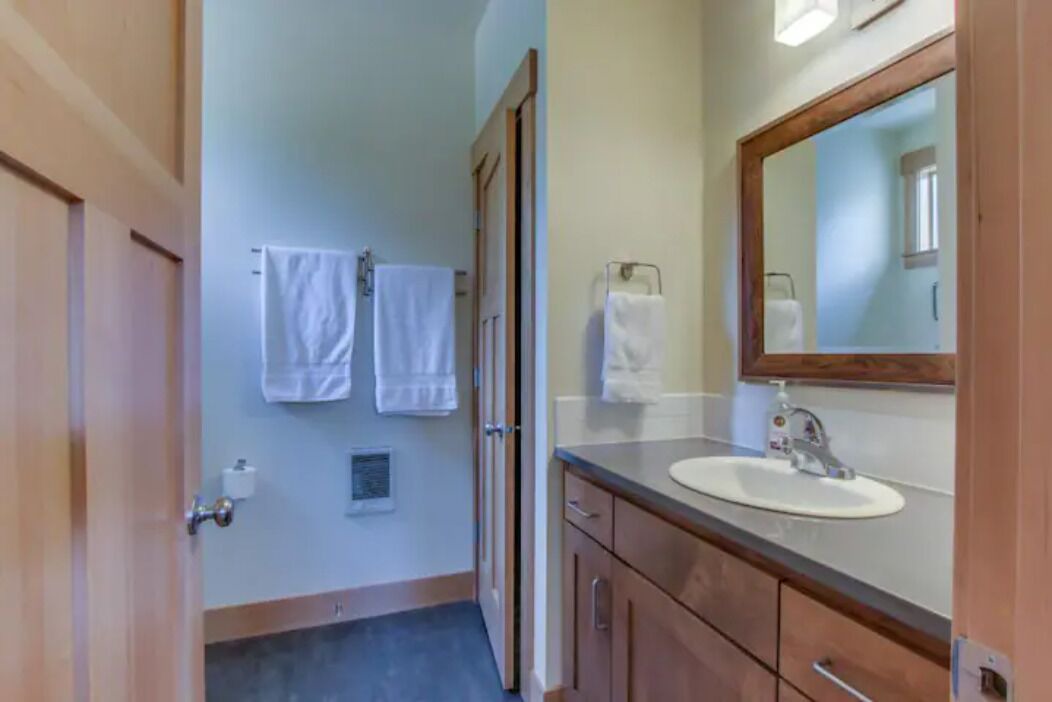 Photo of Bathroom in White Salmon