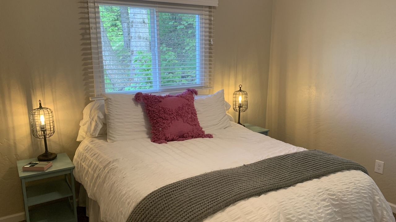 Photo of Bedroom in Wallace