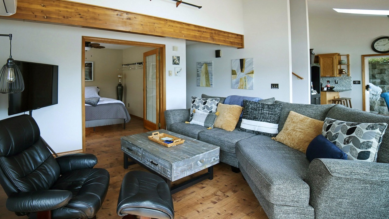 Photo of Livingroom in Lakebay