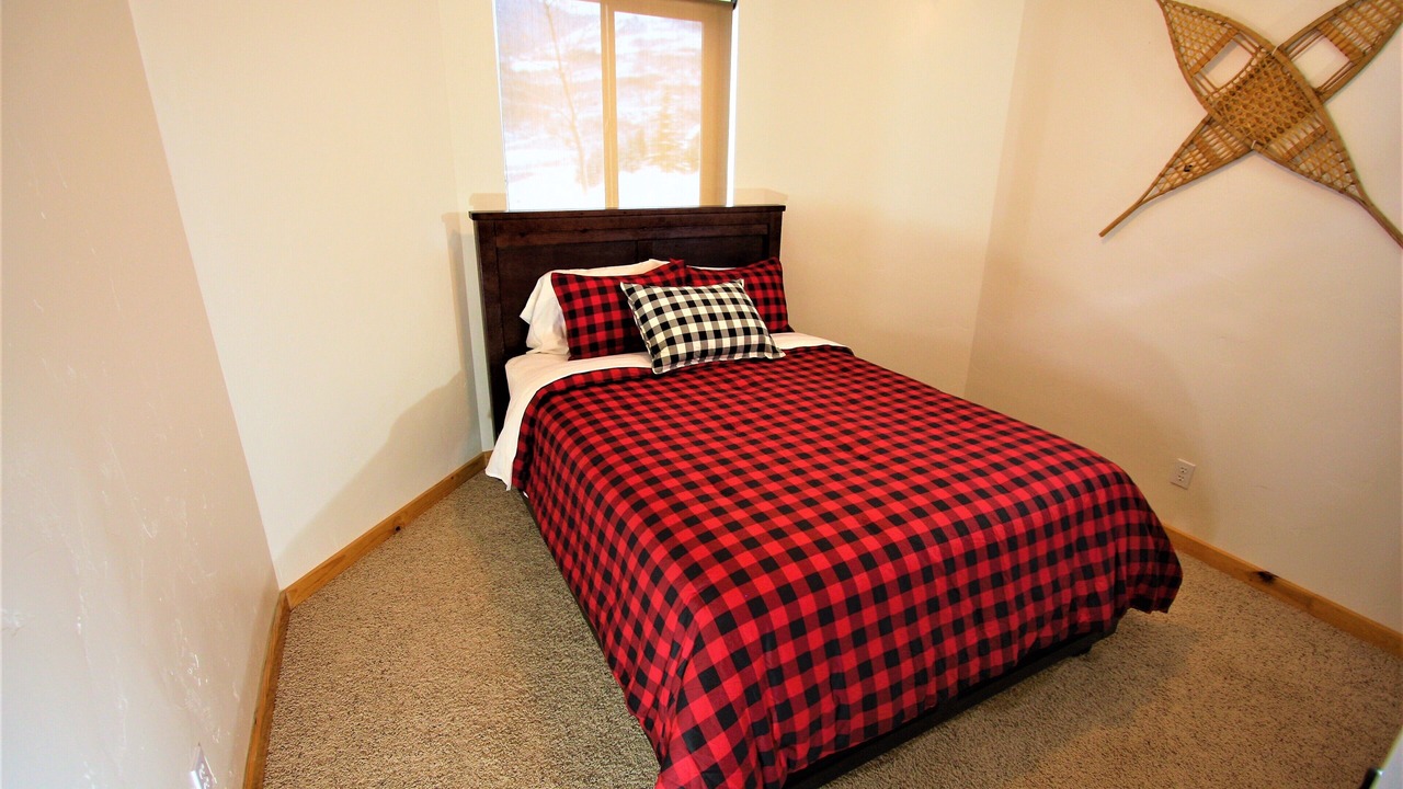 Photo of Bedroom in Fish Haven