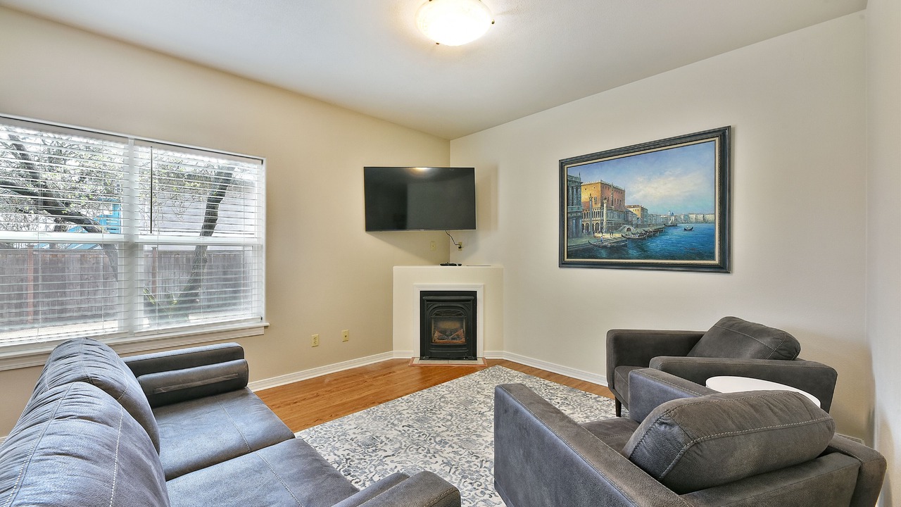 Photo of Livingroom in Historic Railroad District
