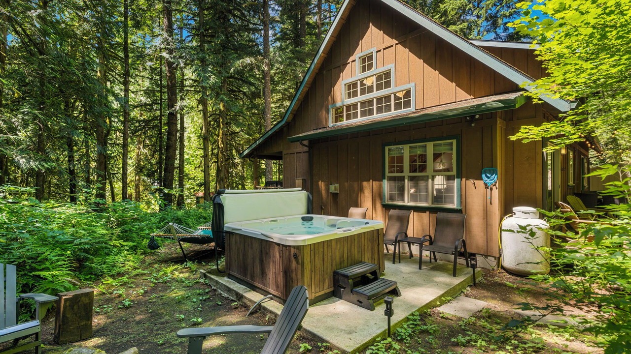 Photo of Outdoor in Rhododendron